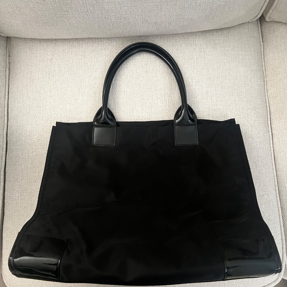 Tory Burch Large Canvas Black Tote w/Patent Leather - Picture 3 of 11